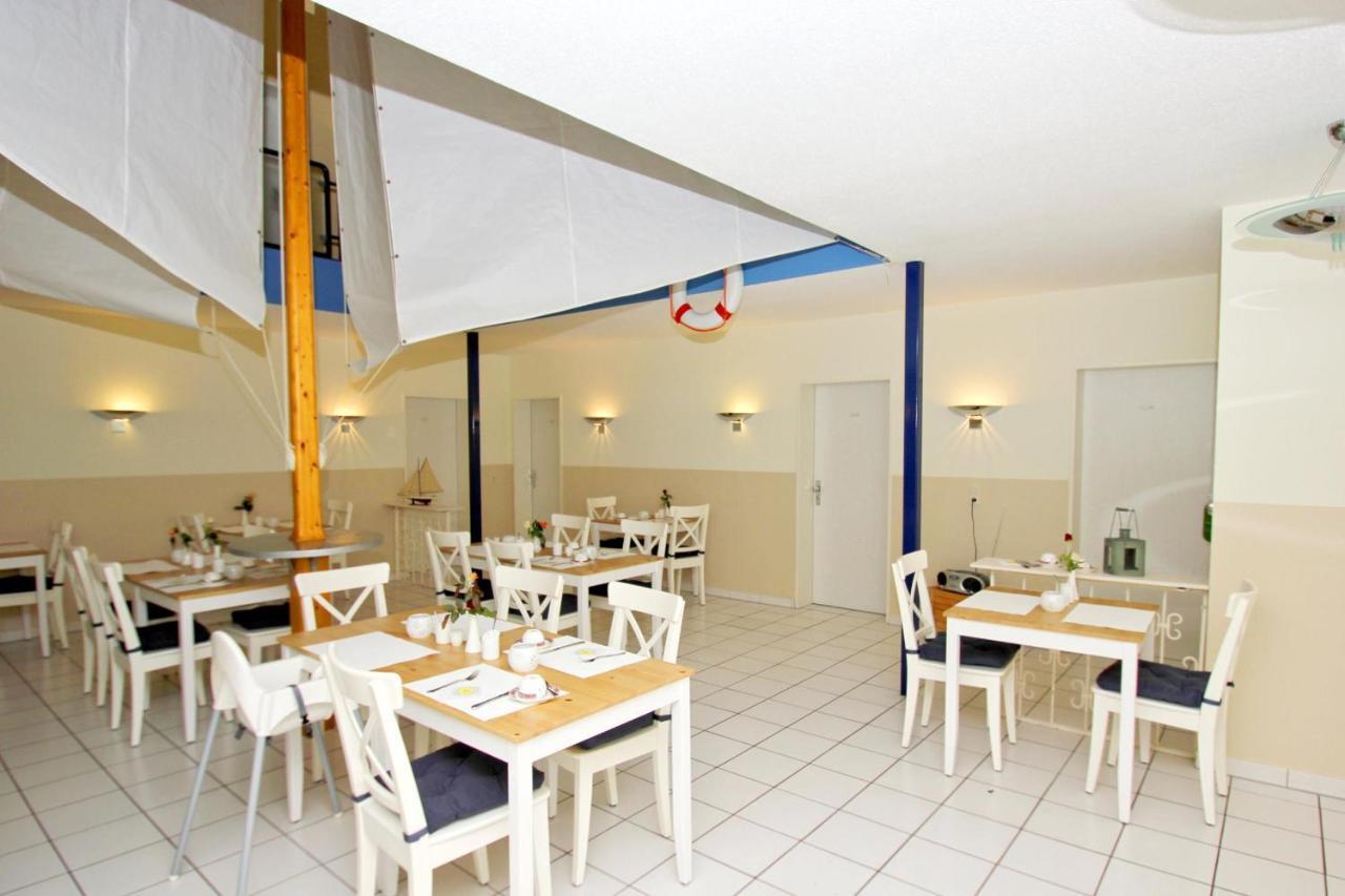F-1010 Strandhaus Moenchgut Bed&Breakfast Dz 28 Terrasse Strandnah, Inkl Fruehstueck ลอบเบอ ภายนอก รูปภาพ